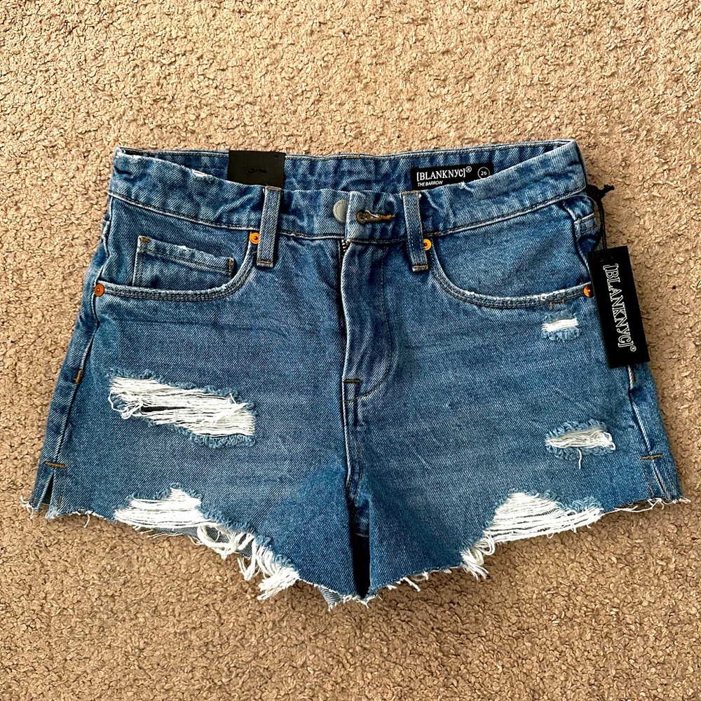 New Blank NYC Women’s High Rise Short - Size 26